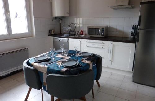Le Bourg-d'Oisans Apartamento | Appartement Topaze Bourg d'Oisans