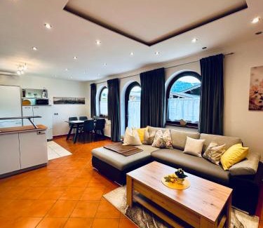 Ellmau Apartamento | Appartement Treffhour