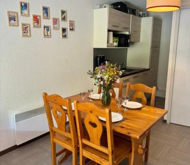 Vars Apartamento | Appartement Vars sur les pistes de ski avec piscine