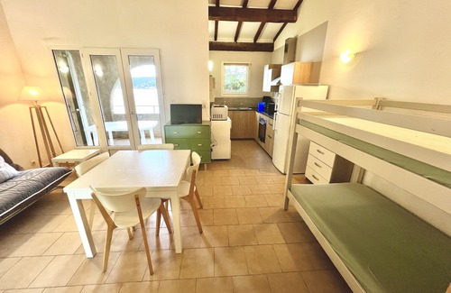 Corse-du-Sud Apartamento | Appartement vue mer et Montagne, à Létage
