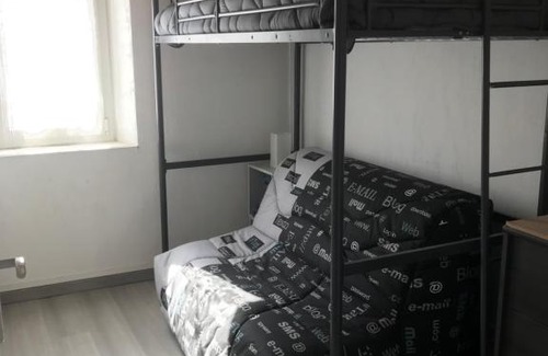 Nans-les-Pins Apartamento | Appartement vue superbe ste Baume