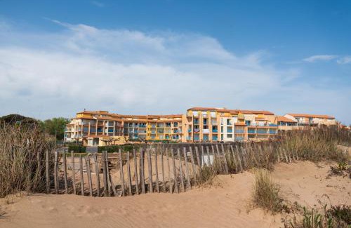 Vias Apartamento | Appartement, vue sur mer, accés direct plage, piscine