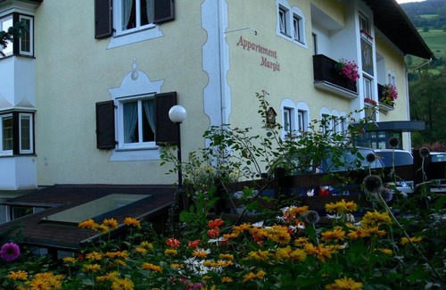 Val di Vizze Apartamento | Appartements Margit