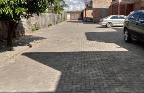 Lusaka Apartamento | Appartment studio one bedroom in Mass Media