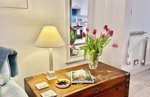 Netley Casa | Appealing centrally located home in the village of Seaview
