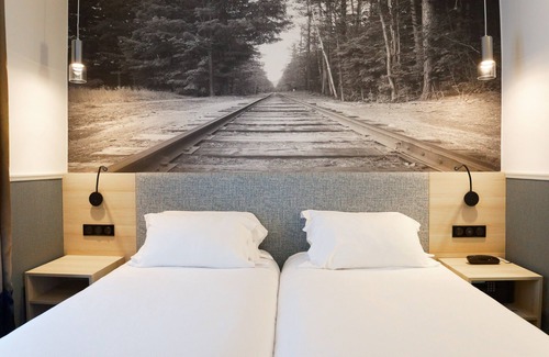 Saint-Vincent-de-Paul Hotel | Appia La Fayette