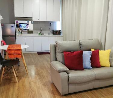 Seri Kembangan Apartamento | Apple 4@Menara Simfoni/King Bed/Wifi/Netflix/TVBOX