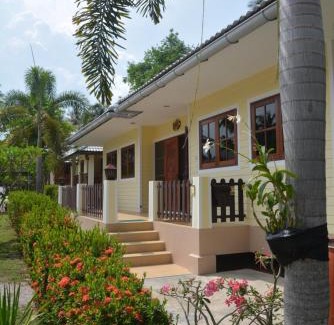 Phongprasan Chalet De Esquí | Apple Bungalows