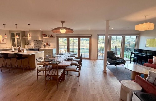 Sebastopol Casa | Apple House: Fire pit ~ Hot tub ~ Views