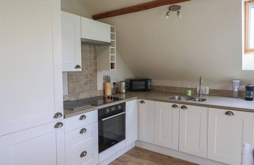 Honiton Cabaña | APPLE LOFT, romantic, character holiday cottage in Upottery