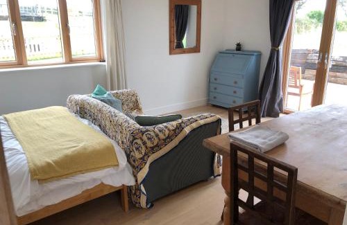 Saint Erth Praze Casa | Apple Tree Barn - converted barn with meadow views