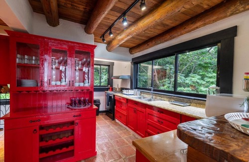 Jarabacoa Chalet De Esquí | Apple Village in Quintas del Bosque Jarabacoa , Stunning mountain view!