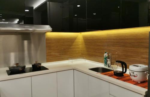 Seri Kembangan Apartamento | Apple6@Menara Simfoni/Symphony Tower C180/Cheras/Netflix/TV Box/Wifi/Free Parking