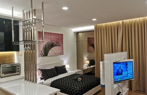 Seri Kembangan Apartamento | Apple6@Menara Simfoni/Symphony Tower C180/Cheras/Netflix/TV Box/Wifi/Free Parking