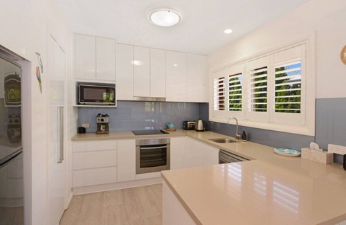 North Avoca Casa | Applecross House - 2 minutes to the beach