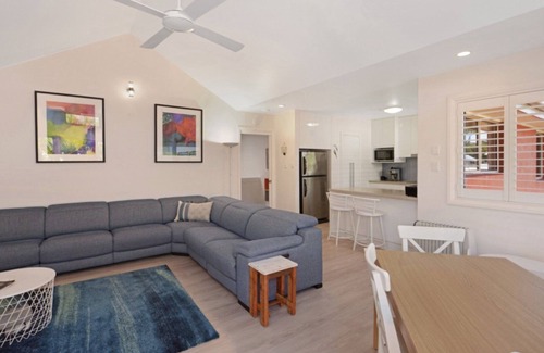 North Avoca Casa | Applecross House - 2 minutes to the beach