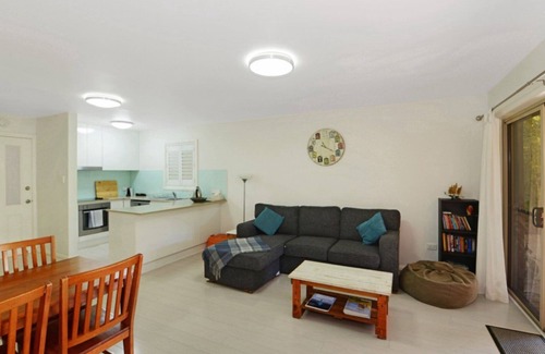 North Avoca Casa | Applecross House - 2 minutes to the beach