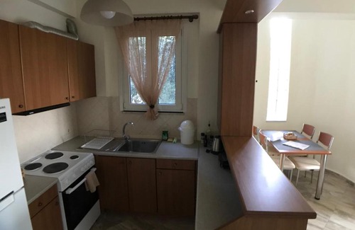 Plomari Apartamento | Αpples and Roses