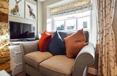 Bourton Casa | Appletree Cottage