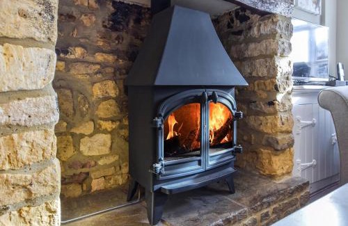Bourton Casa | Appletree Cottage