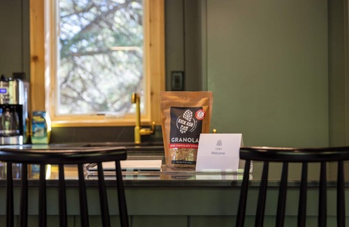 Fish Creek Cabaña | Applewood at Loma Cottages