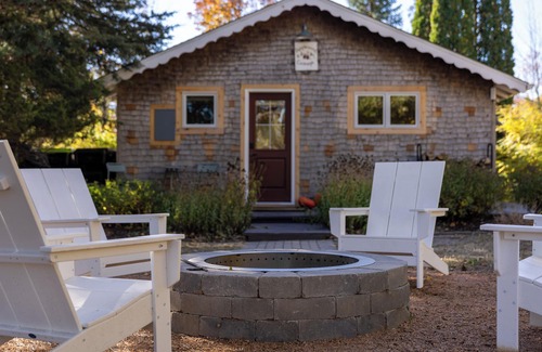 Fish Creek Cabaña | Applewood at Loma Cottages