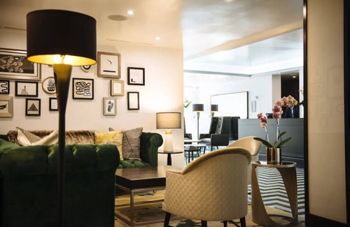 Norma Triangle Hotel | Appreciate the Beauty of Hollywood at an Exemplary Suite! Pool, Pet-friendly!