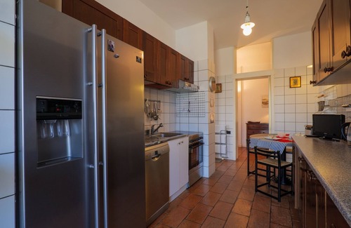 Intra Apartamento | Approx. 180 m² 4½-room penthouse apartment with 2 large balconies
