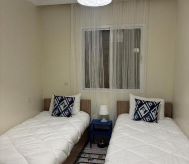 Settat Apartamento | Apprt 2min de la Gare,Wi-Fi Fibre, Netflix ,PS4
