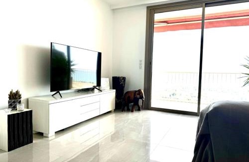Cros-de-Cagnes Apartamento | Appt 2 bd-4 pers-Pool wifi Tennis Park-Sea view