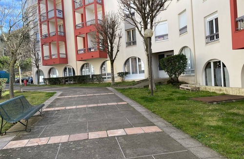 Lamalou-les-Bains Apartamento | Se alquila apartamento 2 ch 4-6 pers. En la planta baja - 10 minutos a pie de los baños termales.