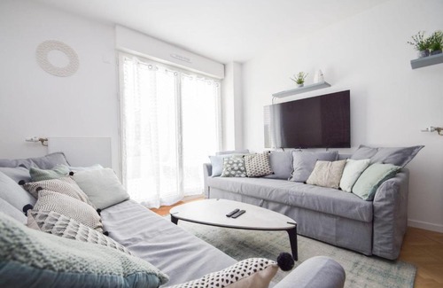 Rigollots Apartamento | Appt 4 pers dans un immeuble neuf avec jardin WIFI direction Paris