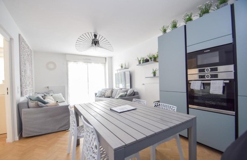 Rigollots Apartamento | Appt 4 pers dans un immeuble neuf avec jardin WIFI direction Paris