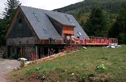Mont-Dore Casa | APPT CONFORT LE LOUP 3 * 2BED-2BTH - TERRACE IN FIELD - LE MONT DORE