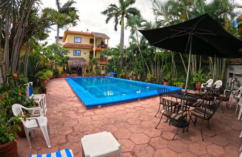 Independencia Apartamento | Apartamento para 2 personas, con balcón y vistas a la piscina