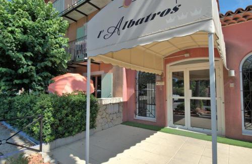 Mouans-Sartoux Apartamento | Appt Studio avec Balcon Parking privé, Piscine, proche Golf St Donat