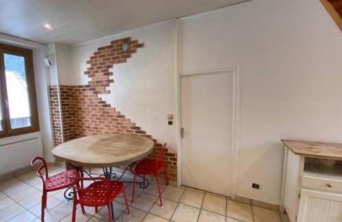 Oz-en-Oisans Apartamento | Après l'école, appartement de charme