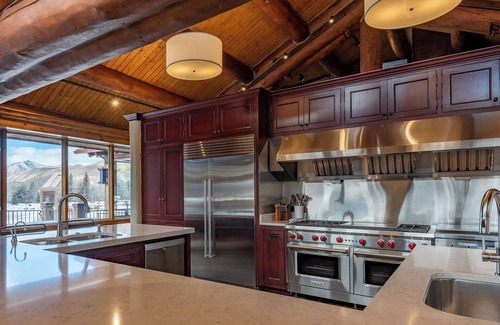 Hailey Casa | New Listing! -Après Lodge Ultimate Gathering Place for Family & Friends