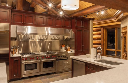 Hailey Casa | New Listing! -Après Lodge Ultimate Gathering Place for Family & Friends