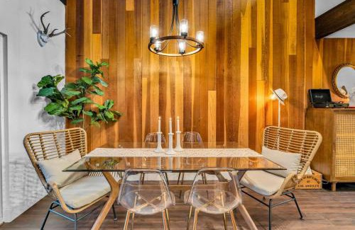 Kings Beach Casa | Apres All Day Stylish Retreat Near Beach & Slopes