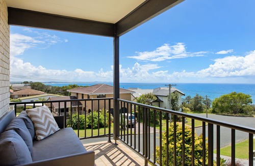 Bonny Hills Casa | APRICARI - oasis junto al mar
