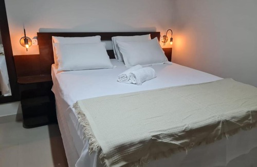 Vila Regina Apartamento | Apt 17 com 2 suítes com ar cond