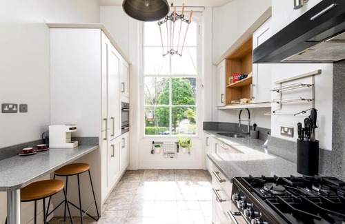 York Apartamento | Apt 2, 2 Driffield Terrace Bright & Spacious 2-Bed Apartment in York Pass The Keys