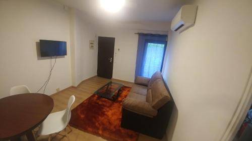 Vic Apartamento | APT 2 Acollidor al Centre històric de Vic APTGARBI