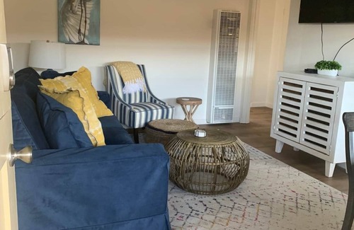 Golden Rectangle Apartamento | Apt 2 Carmel by the Sea