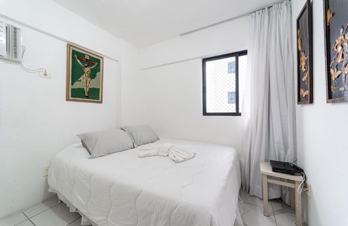 Casa Amarela Apartamento | Apt 2 quartos com varanda próximo Praça Casa Forte o bairro mais agradável do Recife ARN901