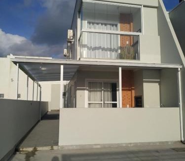 Palhoca Apartamento | Apt 2qts na Praia da Pinheira 20 min da Guarda do Embaú