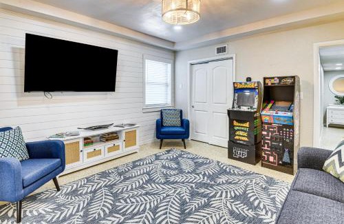Holly Hill Apartamento | Apt 3 Mi to Beach and Daytona Boardwalk Amusements!