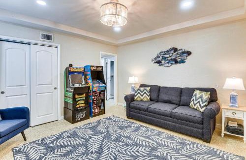 Holly Hill Apartamento | Apt 3 Mi to Beach and Daytona Boardwalk Amusements!