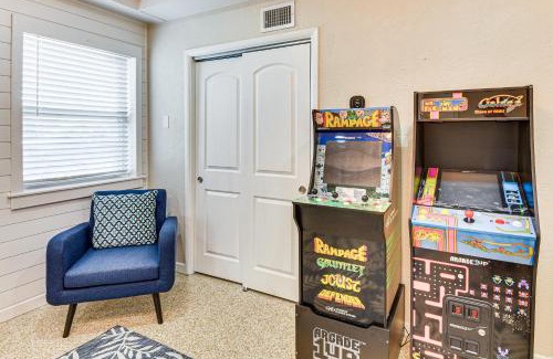 Holly Hill Apartamento | Apt 3 Mi to Beach and Daytona Boardwalk Amusements!